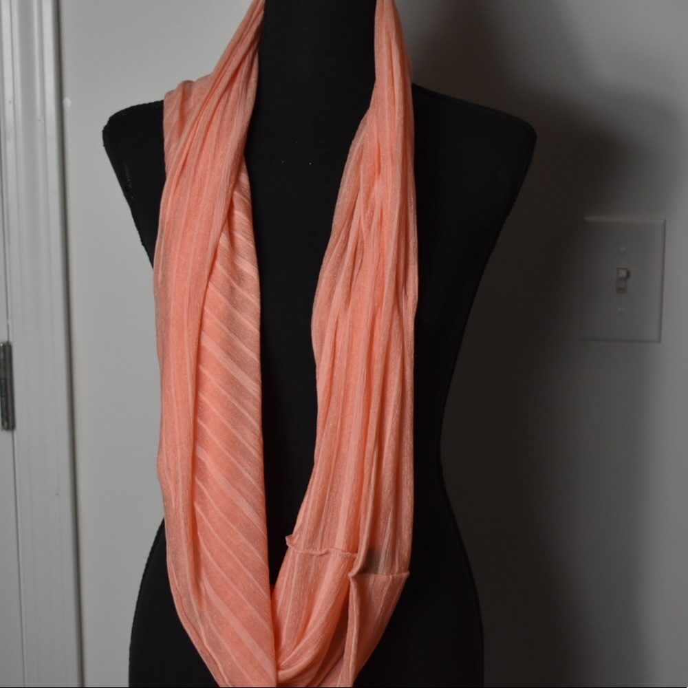 Infinity wrap scarf - Picture 4 of 5